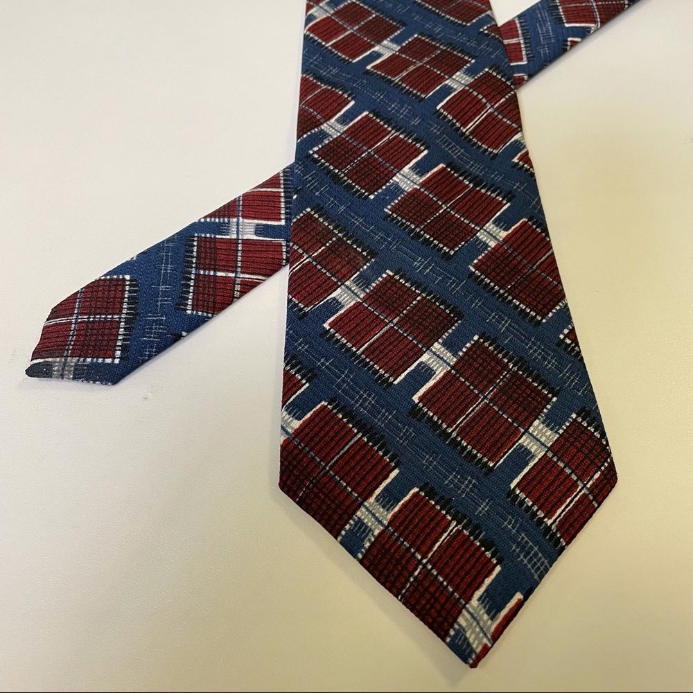 Select Edition Necktie Red Blue White Black Geometric Pattern